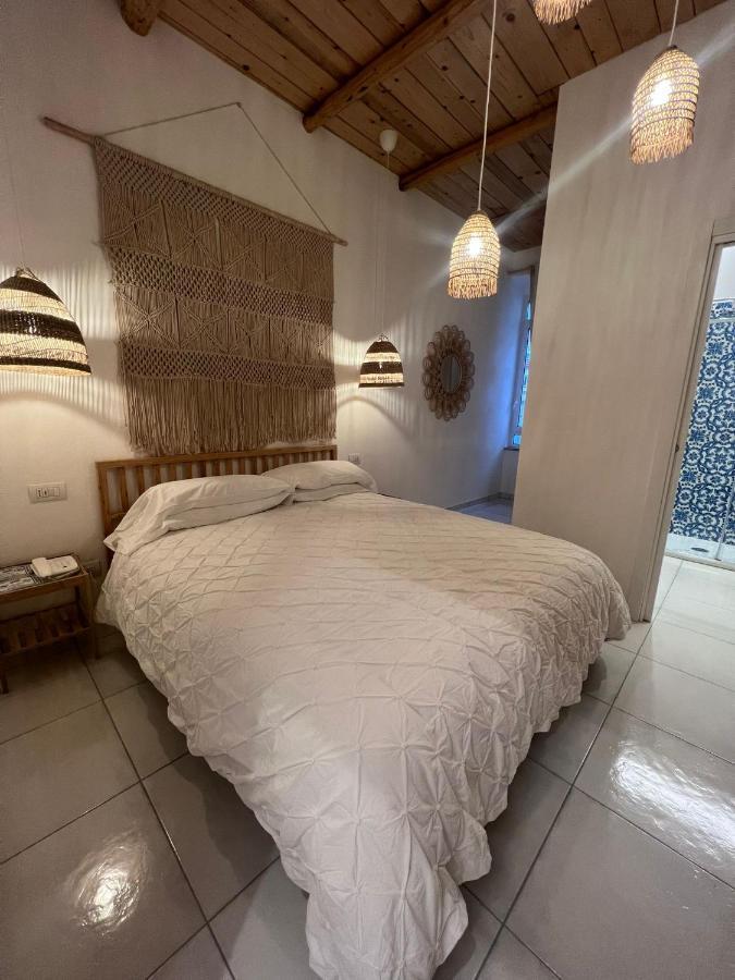 Donna Luisella B&B Napoli Eksteriør billede